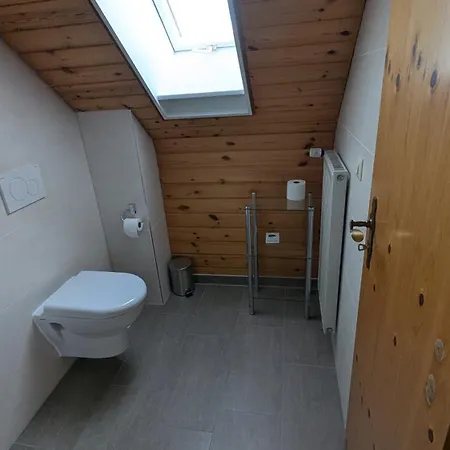 Kuessaburg אורחן *