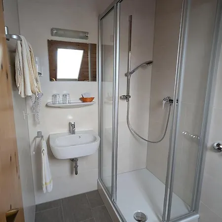 Kuessaburg אורחן Kussaberg